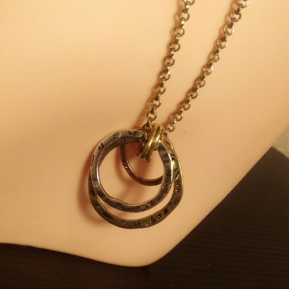 None elegant gold